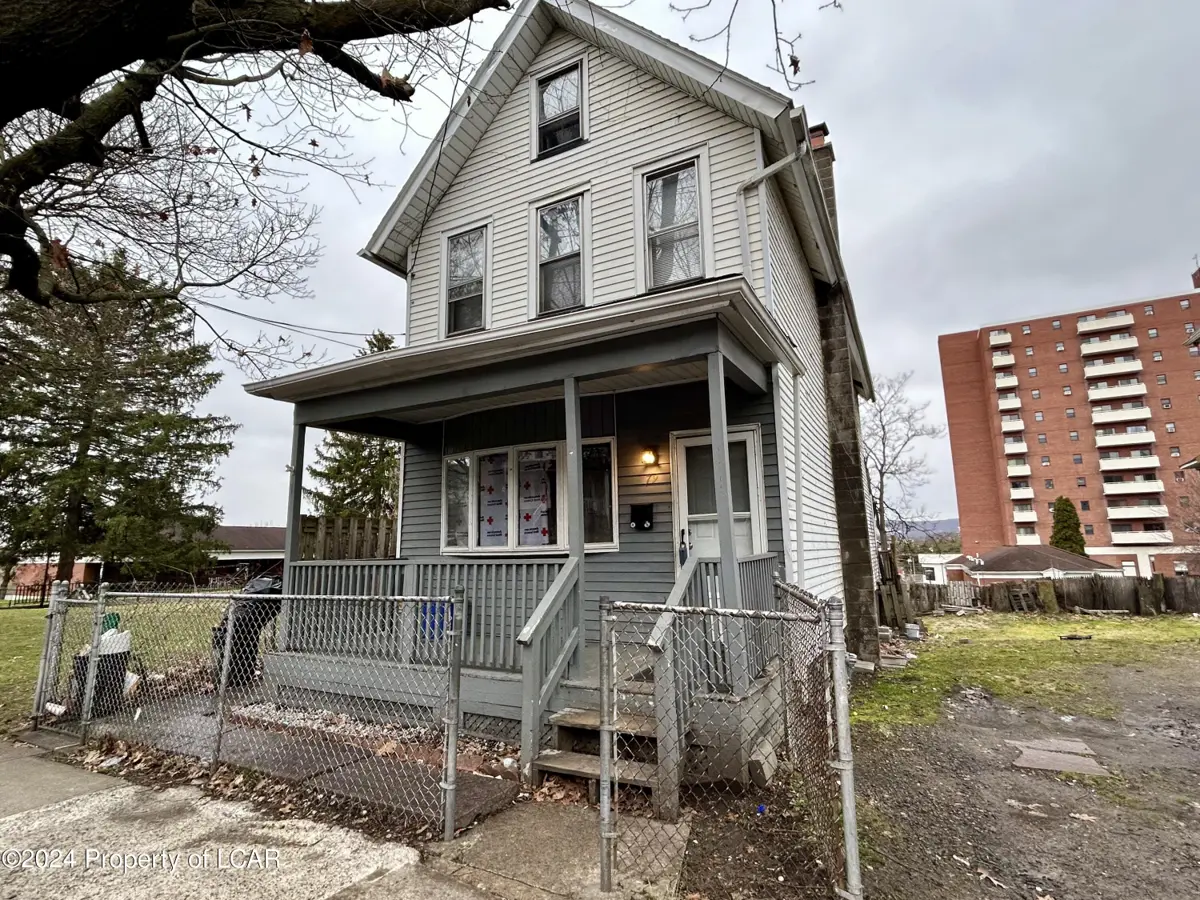 79 S Welles Street, Wilkes-Barre in Wilkes-Barre
