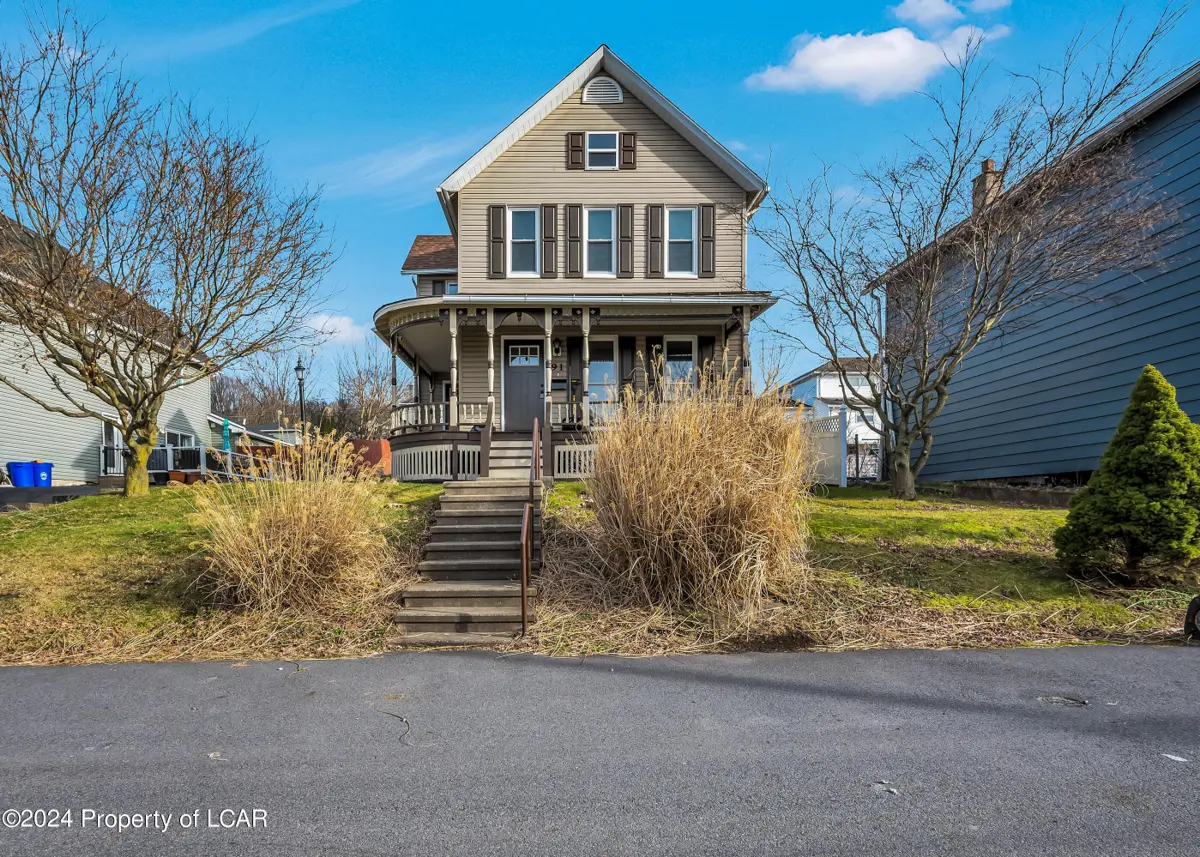 91 Cliff Street, Pittston in Pittston