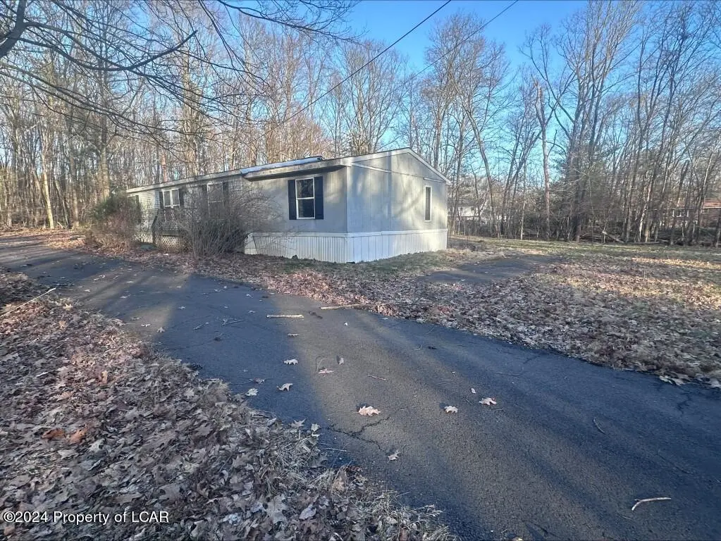 3099 Nuangola Road, Mountain Top in Mountain Top