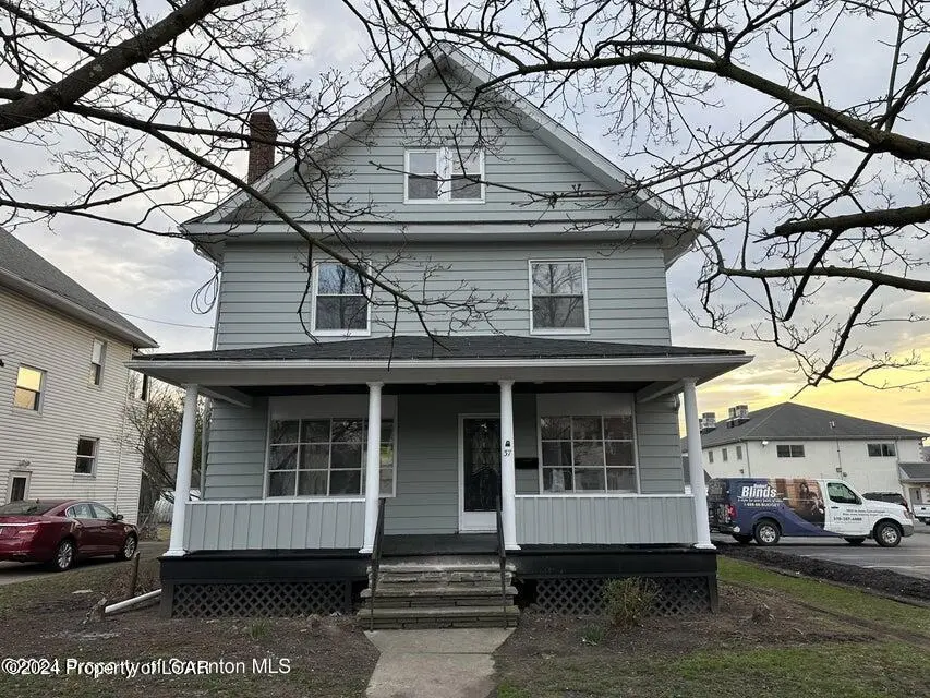37 E Bennett Street, Kingston in Kingston