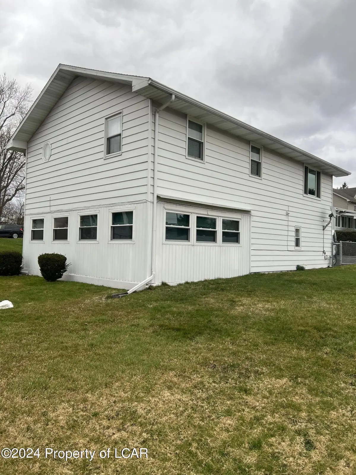 181 S Main Street, Archbald in Archbald