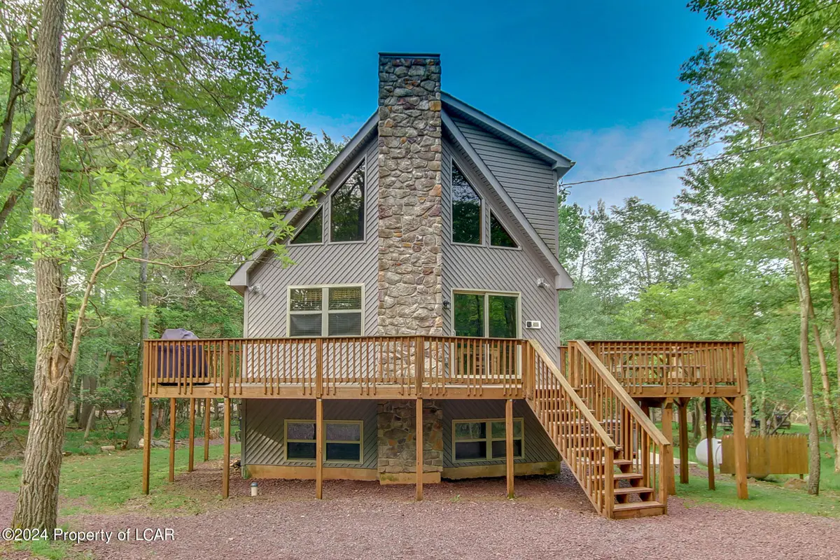 85 Estates Drive, Lake Harmony in Lake Harmony