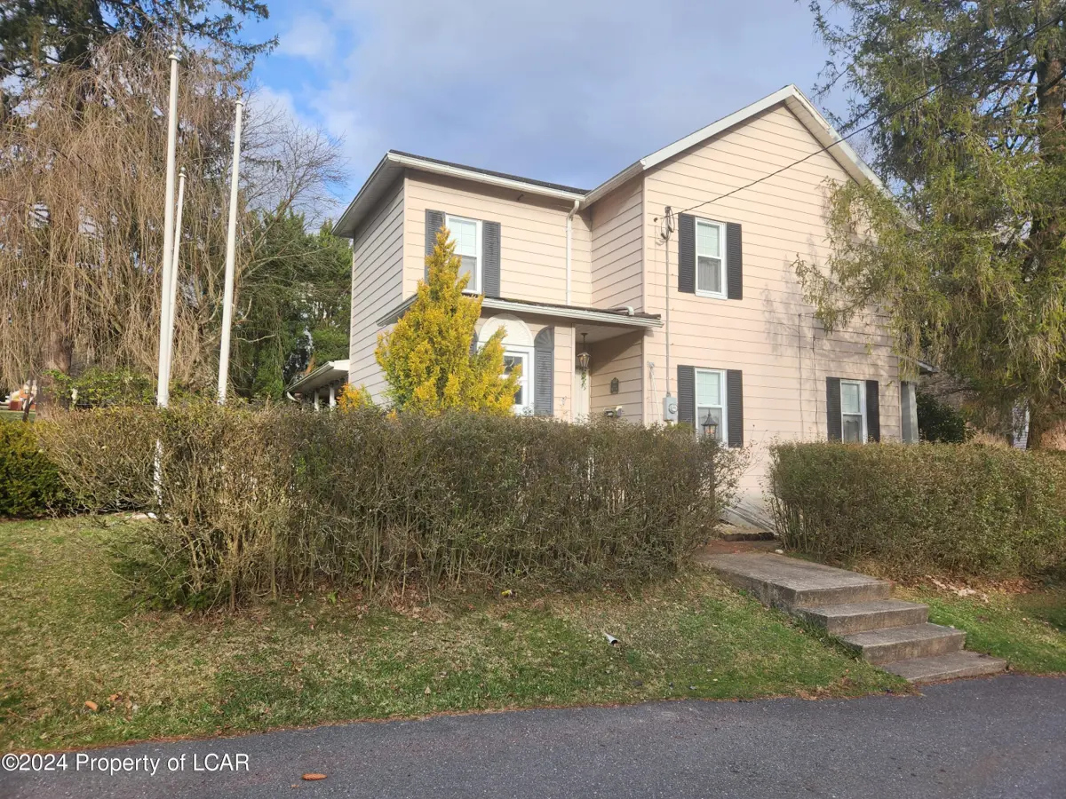 203 7th Street, Weatherly in Weatherly