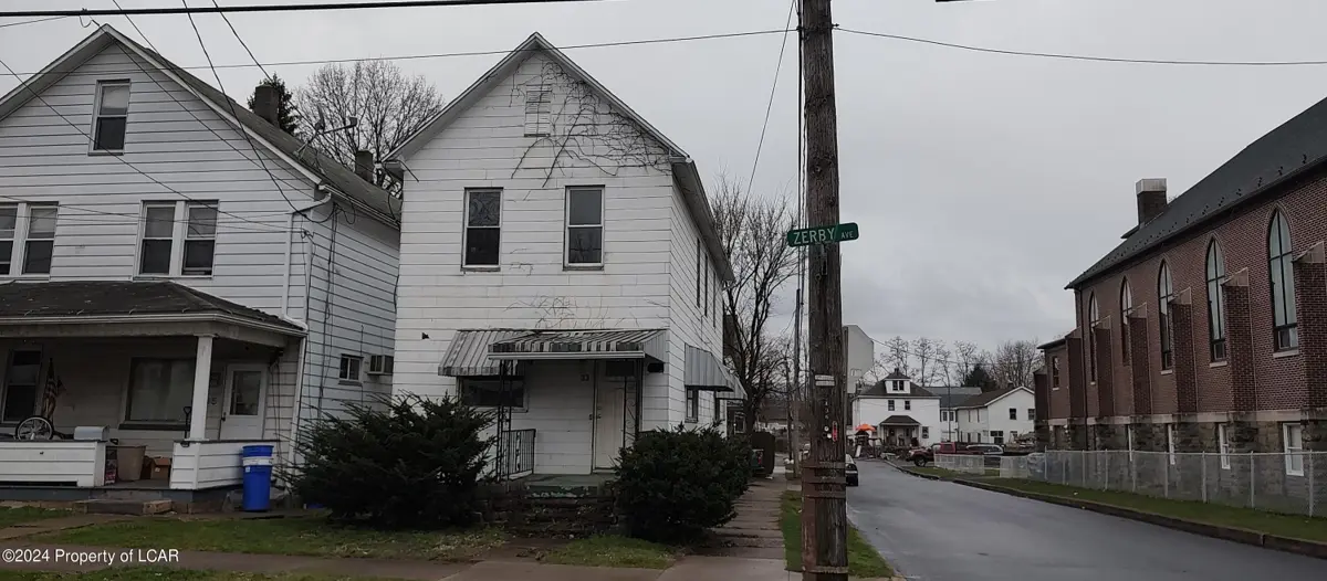 133 Zerby Avenue, Edwardsville in Edwardsville
