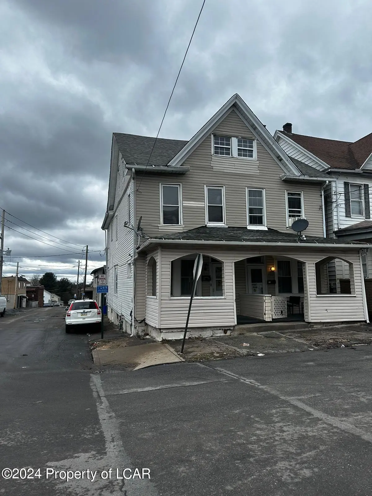 196 S Wyoming Street, Hazleton in Hazleton
