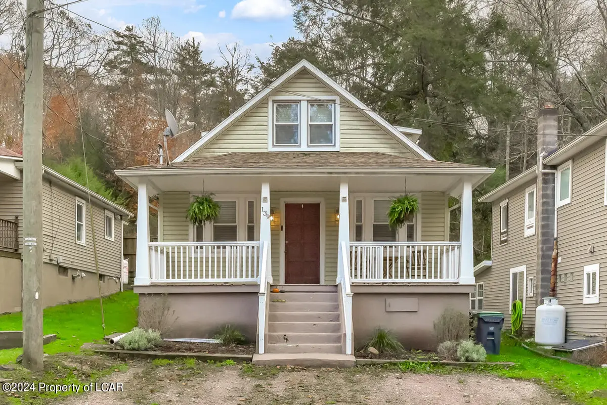 139 2nd Street, Harveys Lake in Harveys Lake