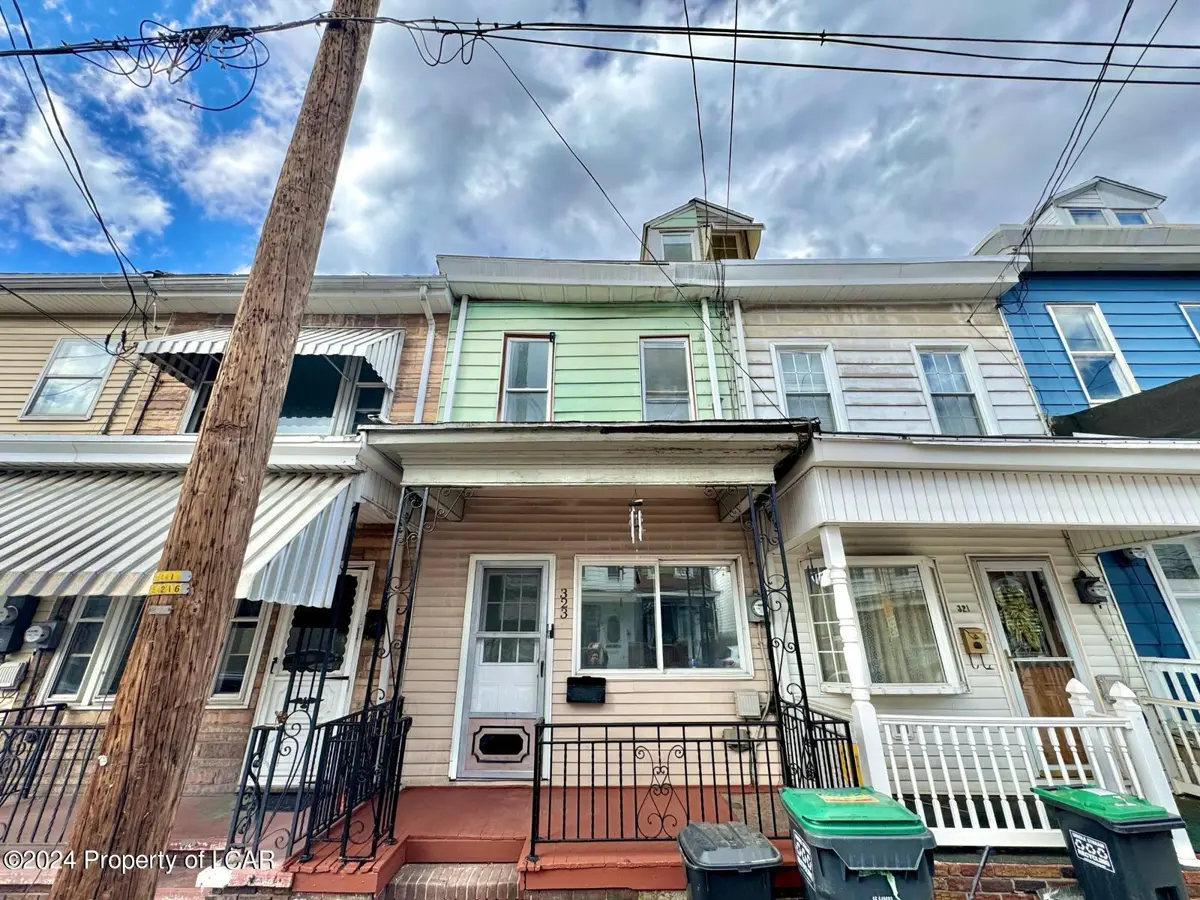 323 W Mahanoy Street, Mahanoy City in Mahanoy City