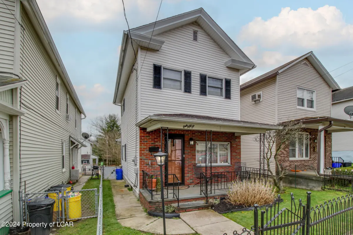 156 Hillside Avenue, Edwardsville in Edwardsville