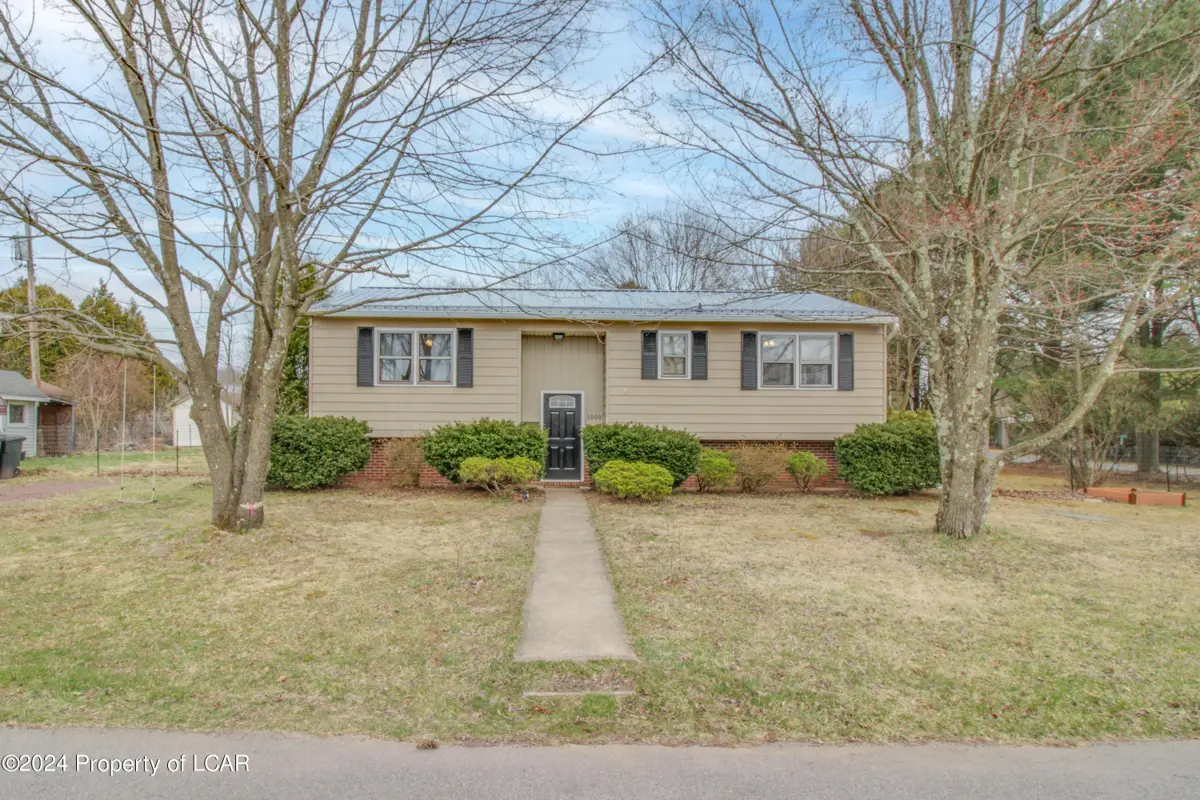 1000 Louise Street, Weatherly in Weatherly