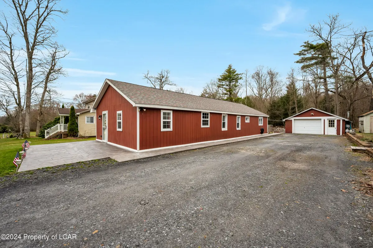 3395 Blytheburn Road, Mountain Top in Mountain Top