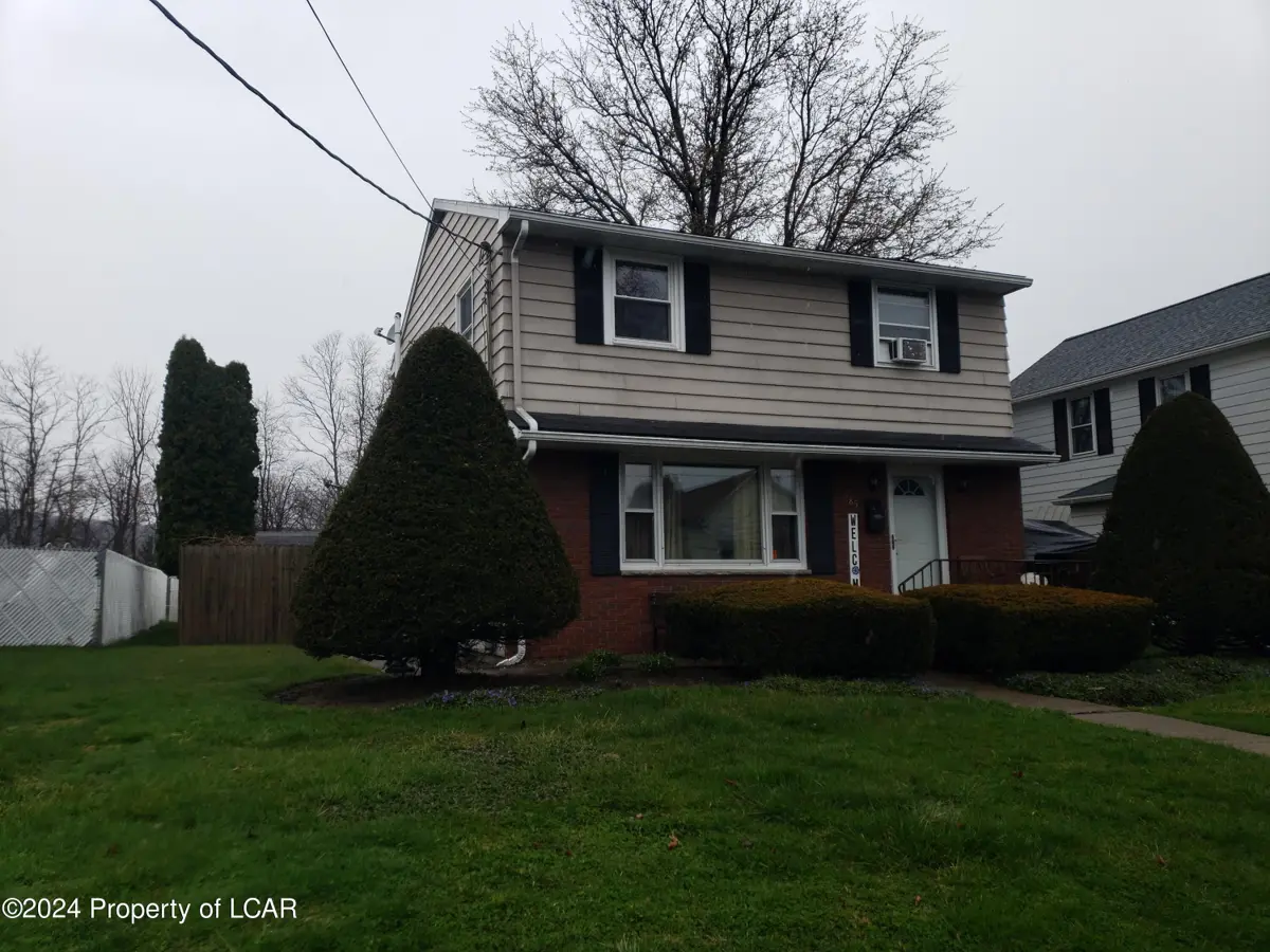 285 Woodward Avenue, Larksville in Larksville