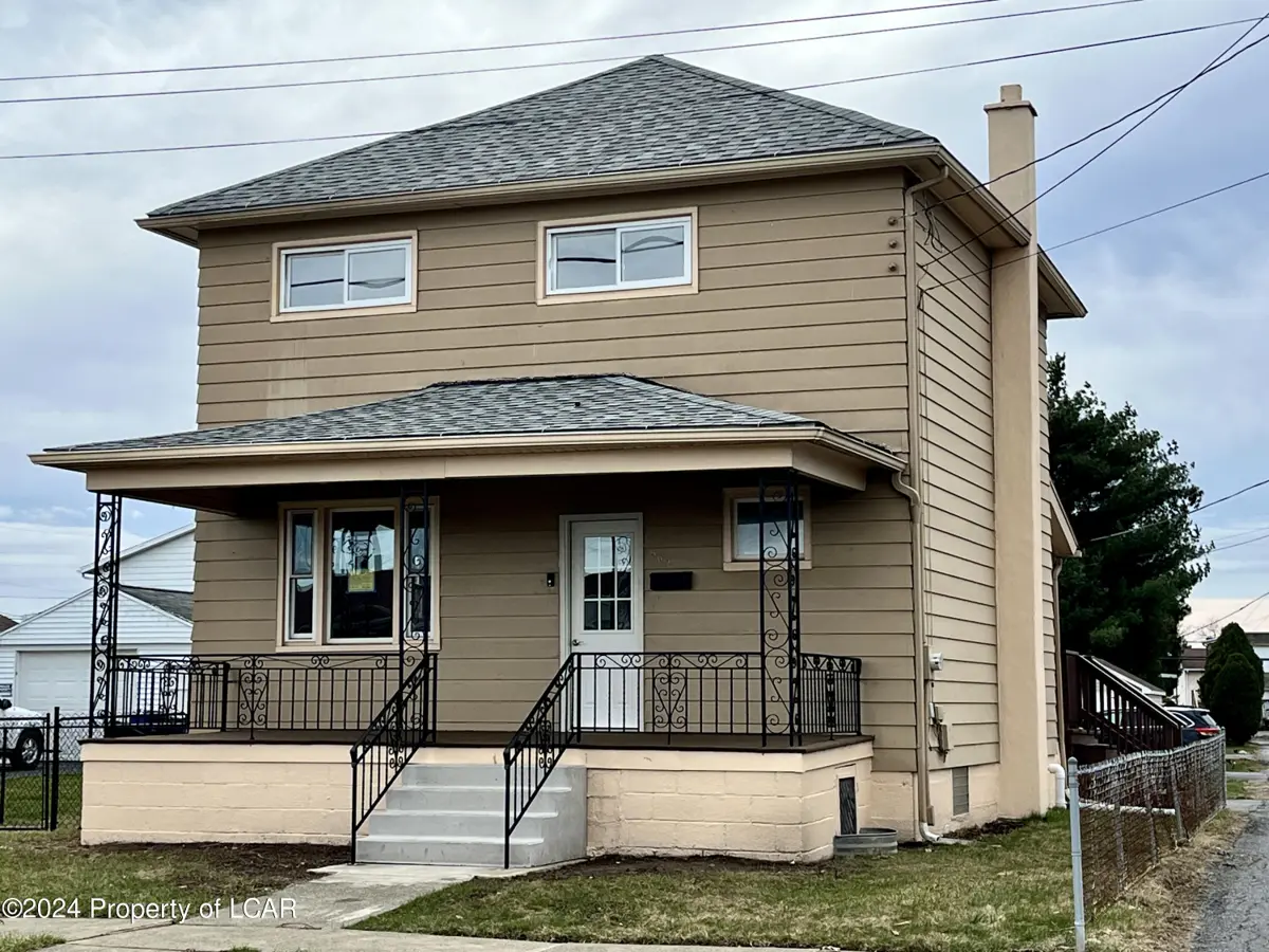 502 School Street, Moosic in Moosic