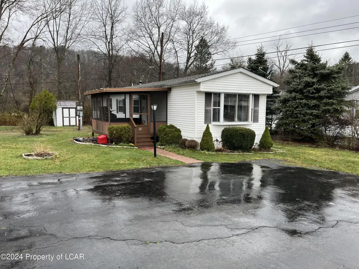 55 Cardinal Circle, Shavertown in Shavertown