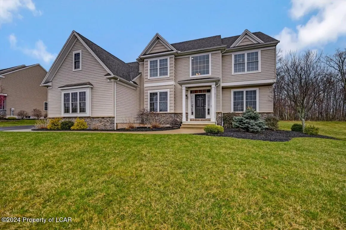 1117 Woodberry Drive, Mountain Top in Mountain Top