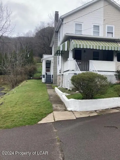 351 W Poplar Street, West Nanticoke in West Nanticoke