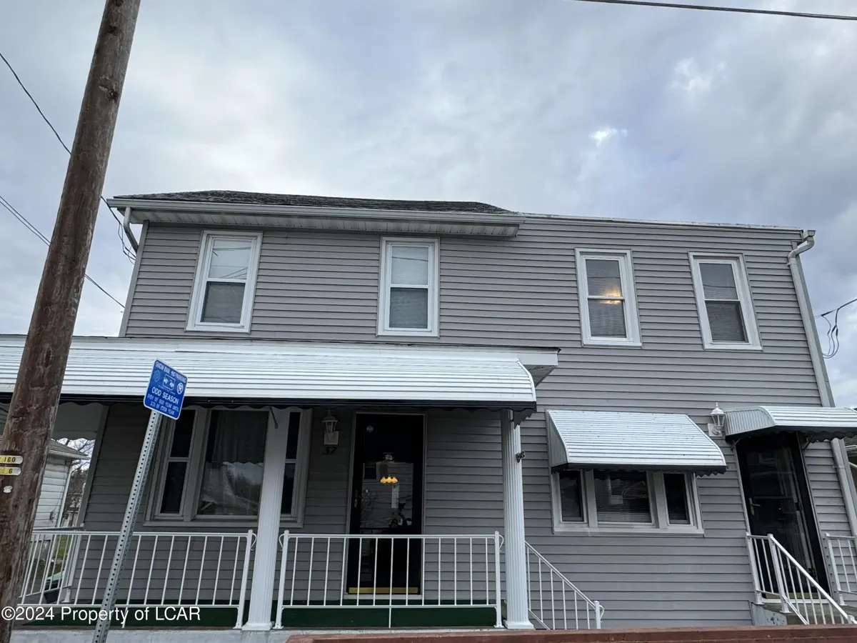 37 Center Street, Kelayres in Kelayres