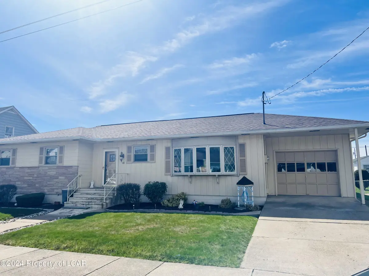 18 W Market Street, Tresckow in Tresckow