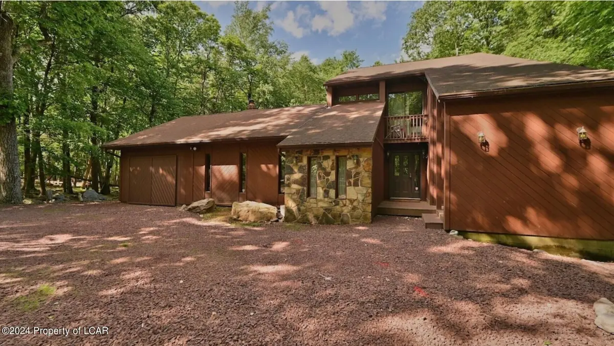 114 Estates Drive, Lake Harmony in Lake Harmony