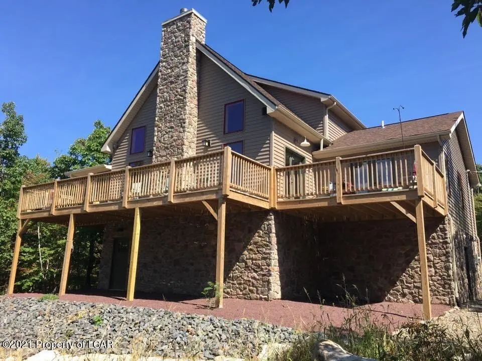 6 Blue Mountain Ct., Hazle Township in Hazle Township