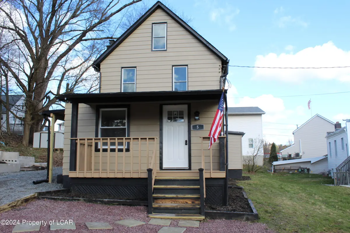 5 cease Drive, Shavertown in Shavertown
