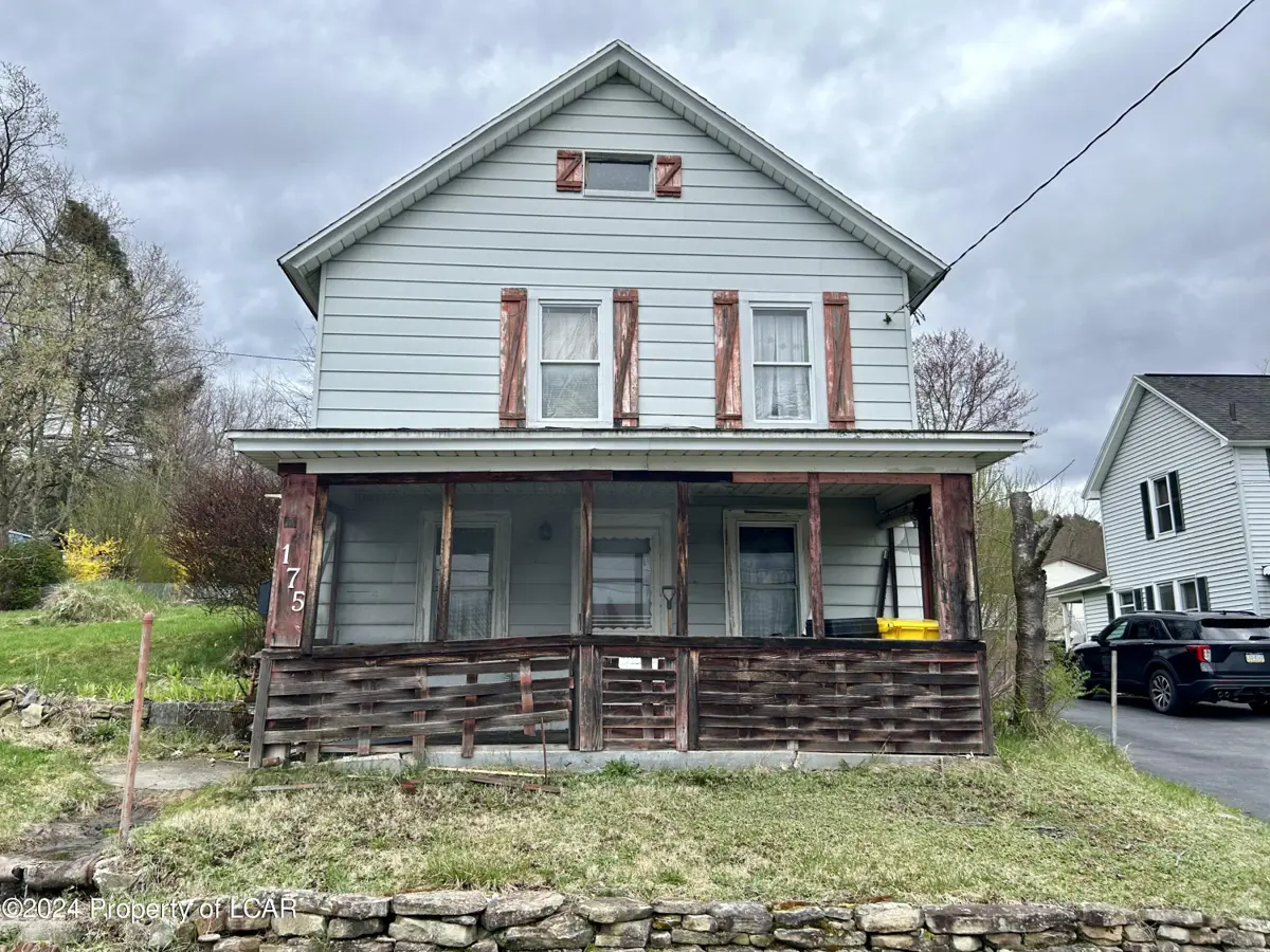 175 Chestnut Street, Archbald in Archbald