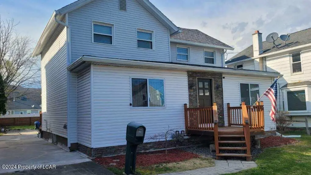 142 ELM Street, West Pittston in West Pittston