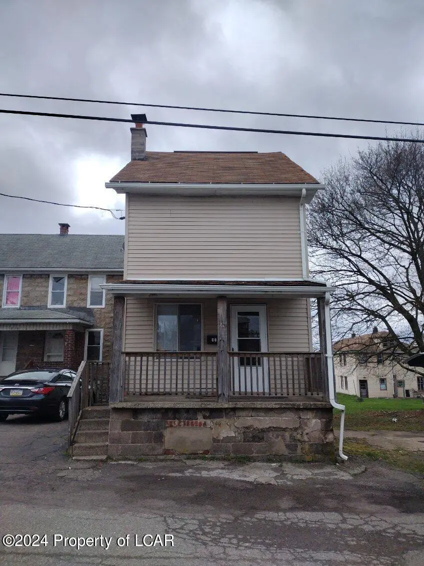 806 Lafayette Court, Hazleton in Hazleton
