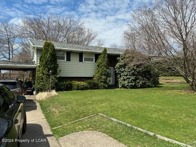654 THOMPSON Street, Hazleton in Hazleton