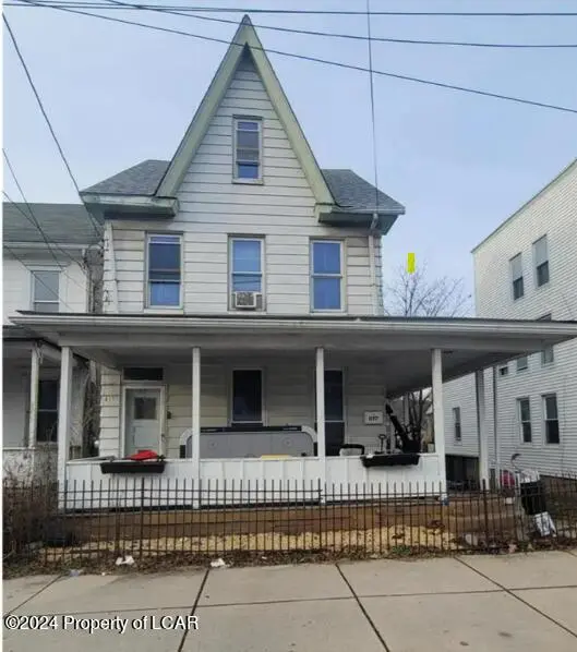 617 E Patterson Street, Lansford in Lansford