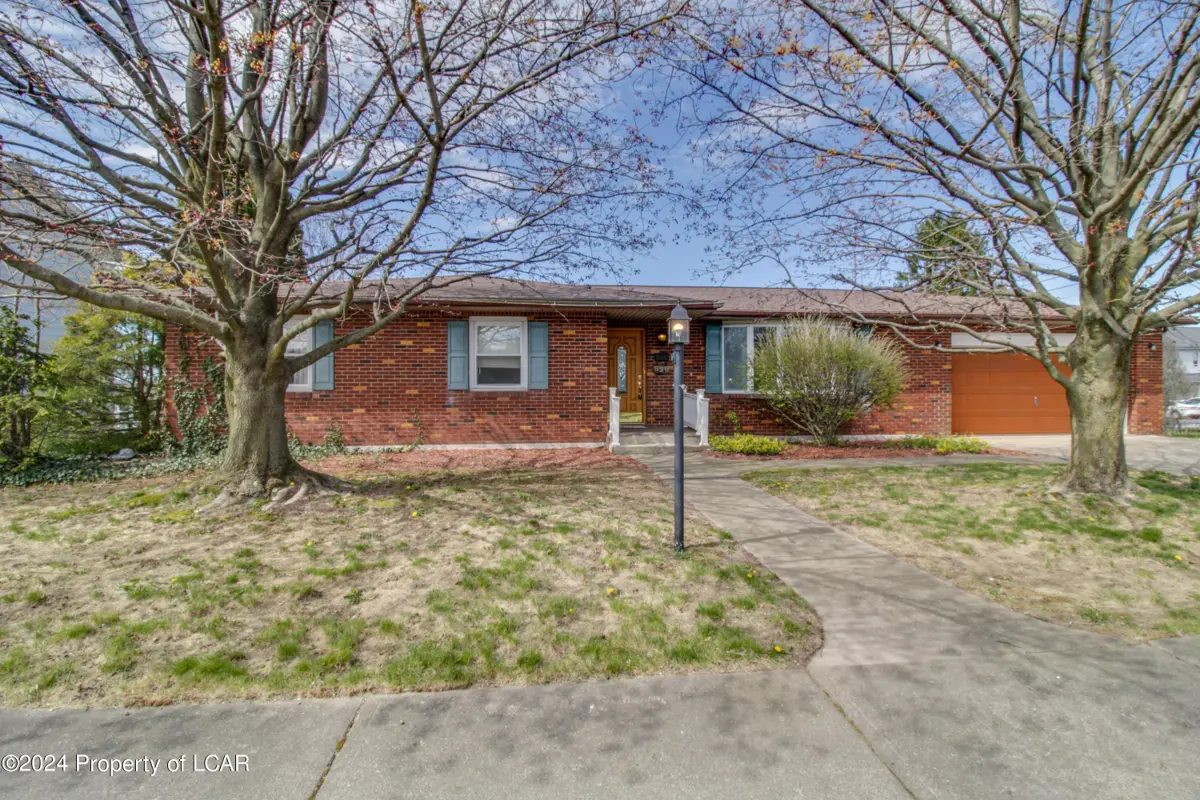 829 W 21st Street, Hazleton in Hazleton