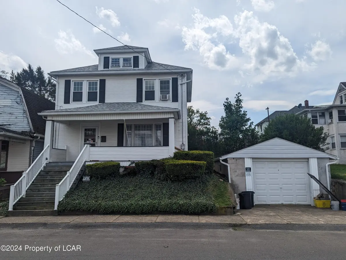 213 Taft Street, Hanover Township in Hanover Township