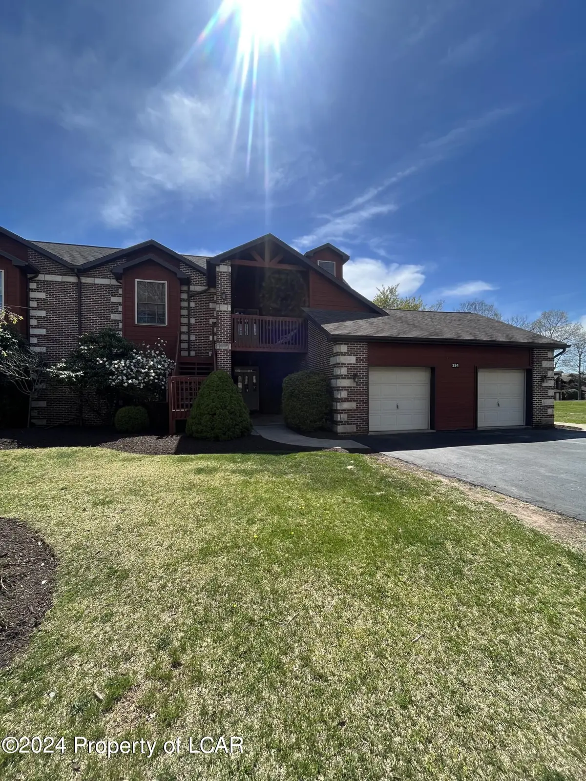 1304 Country Club Drive, Hazleton in Hazleton