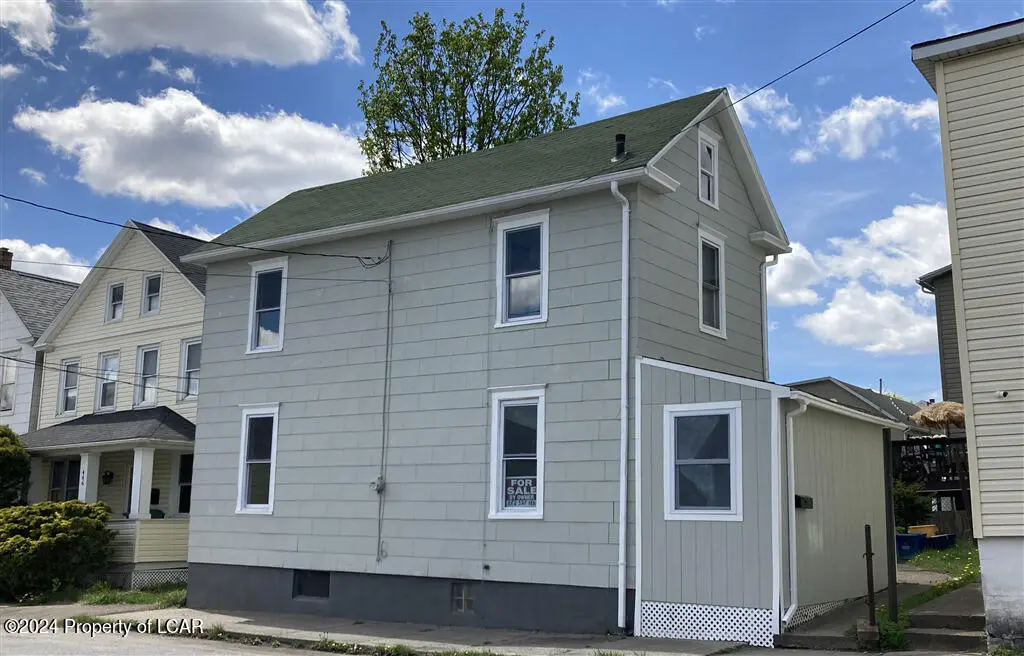 REAR 602 South Street, Freeland in Freeland