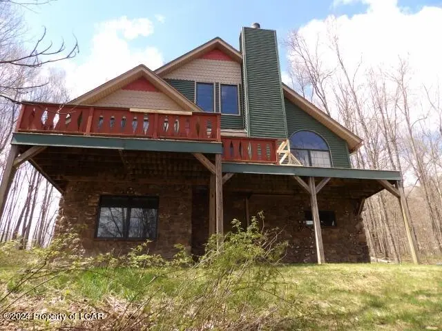 526 Griffen Pond Road, Clarks Summit in Clarks Summit
