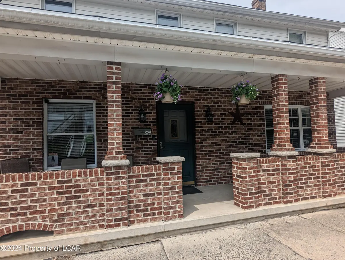 329 E Abbott Street, Lansford in Lansford