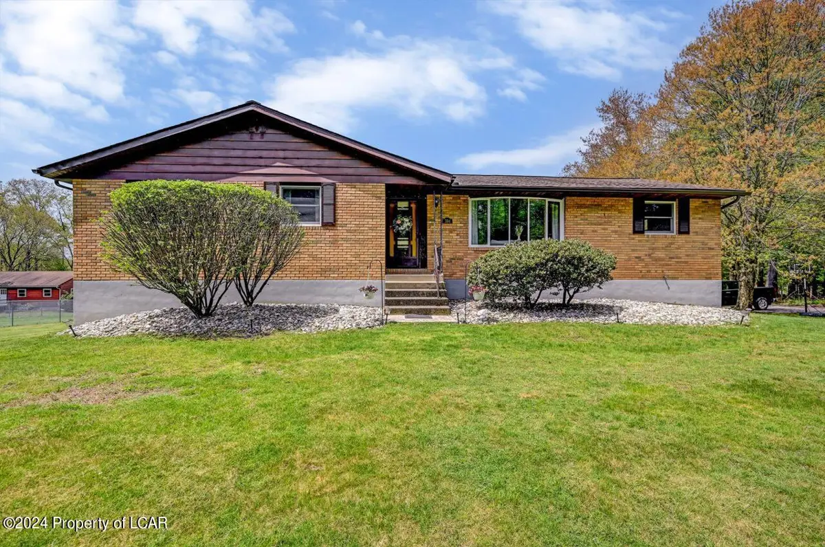 394 Sweet Valley Road, Hunlock Creek in Hunlock Creek