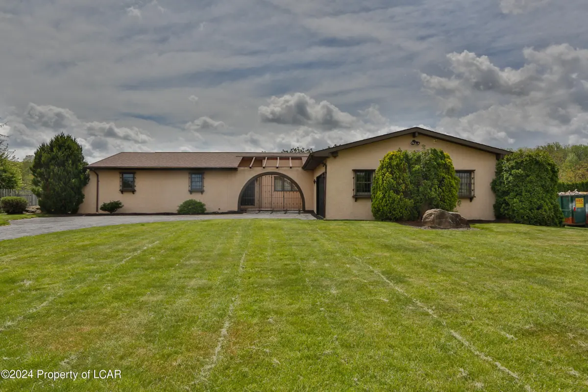31 S Beech Road, Plains in Plains