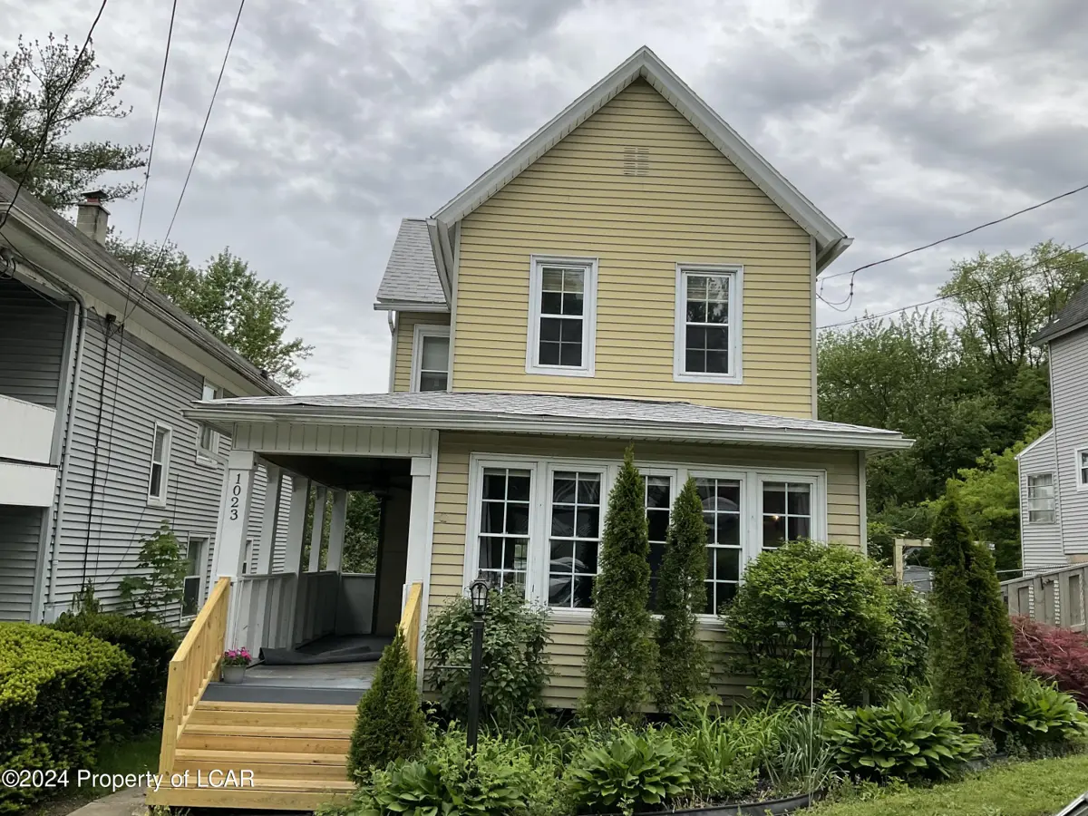 1023 Fairfield Street, Scranton in Scranton