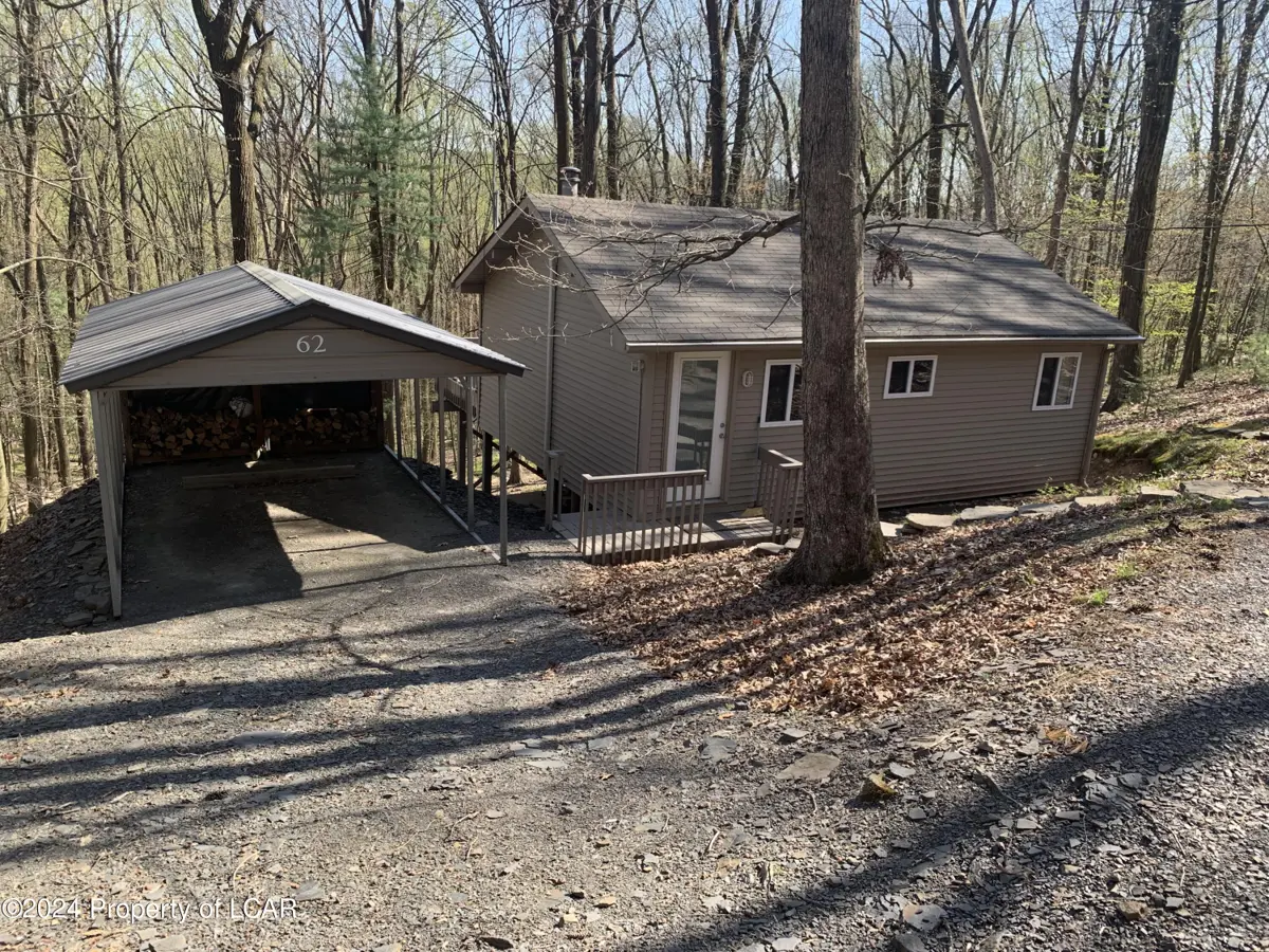 62 Hemlock Springs Drive, Shickshinny in Shickshinny