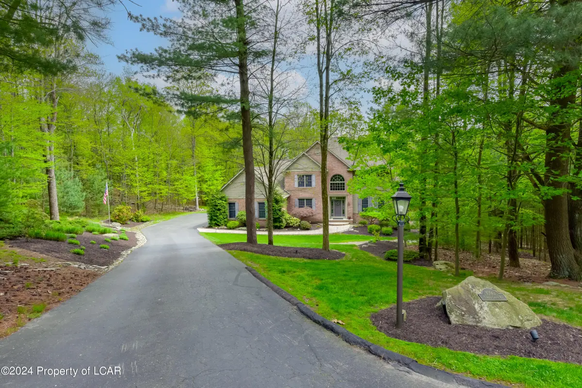1090 Timber Grove Road, Shavertown in Shavertown