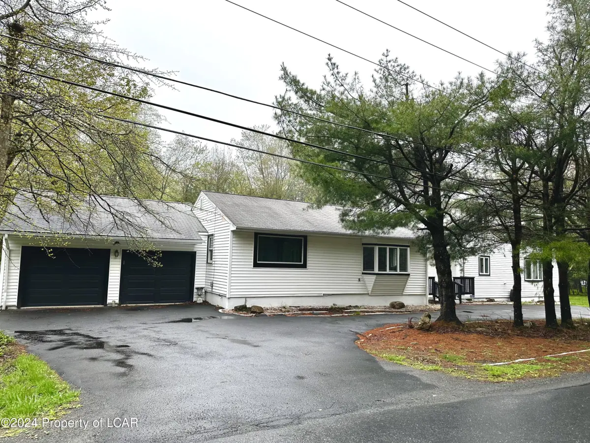 4145 Sylvan Lane, Pocono Summit in Pocono Summit