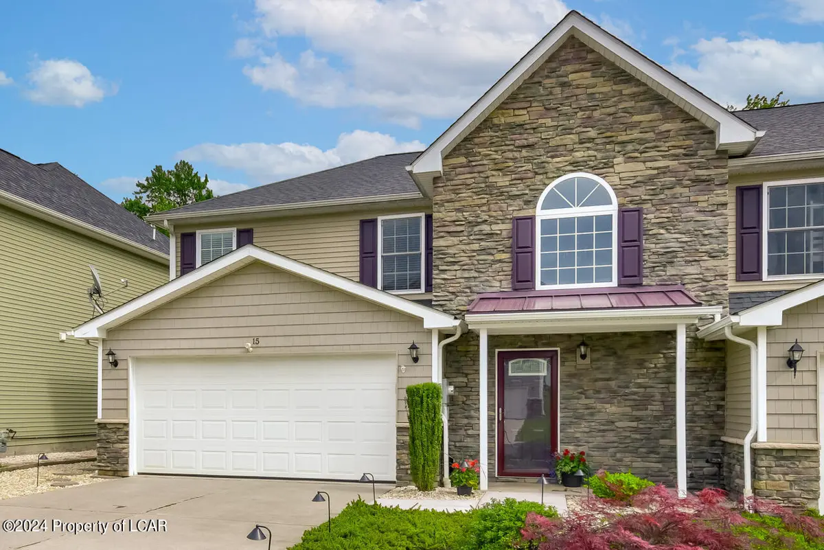 15 Maria Drive, Hanover Township in Hanover Township