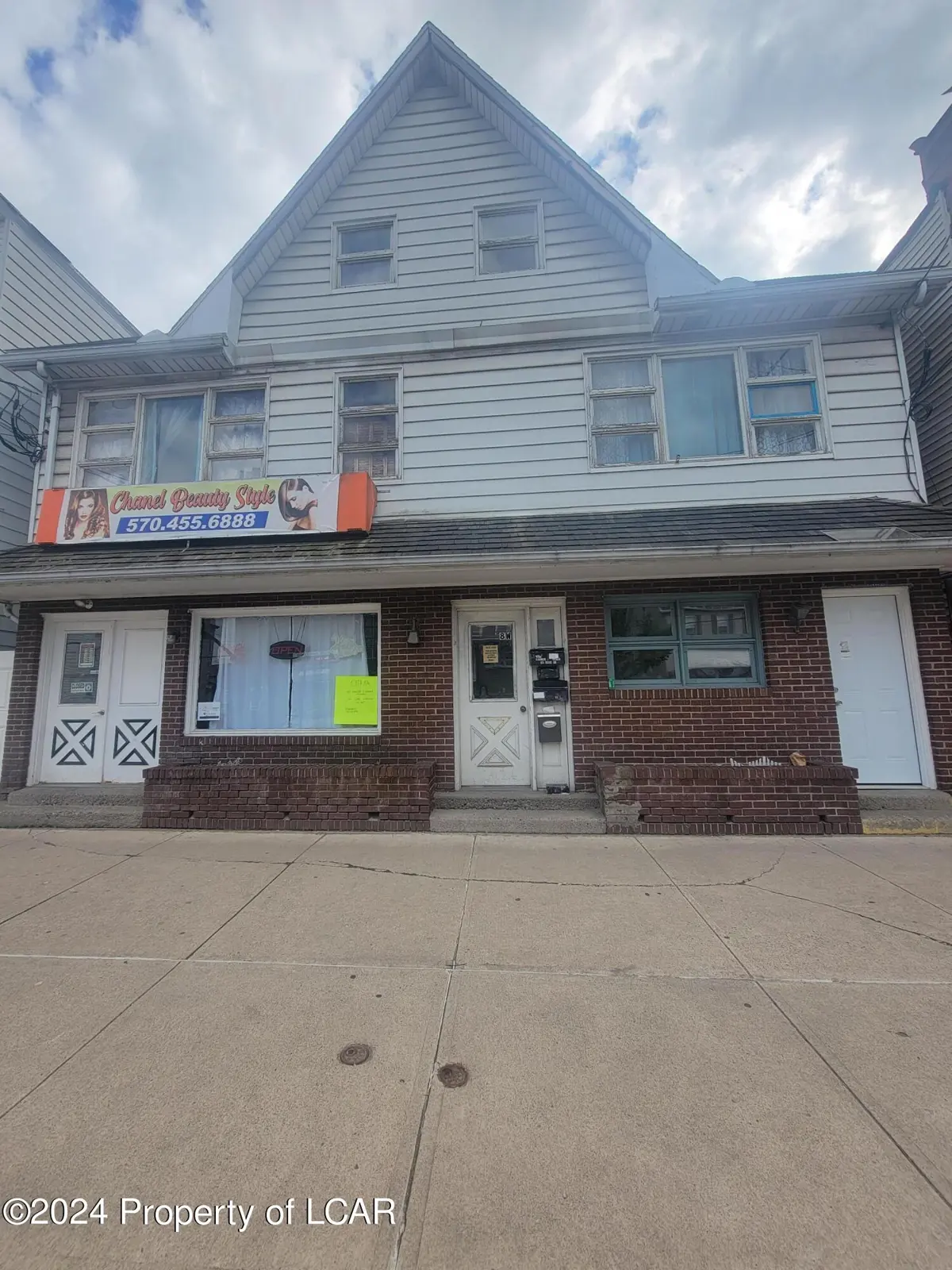 6 W Broad St, West Hazleton in West Hazleton