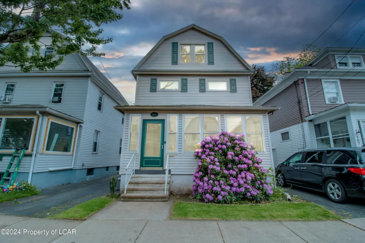 109 E Vaughn Street, Kingston in Kingston