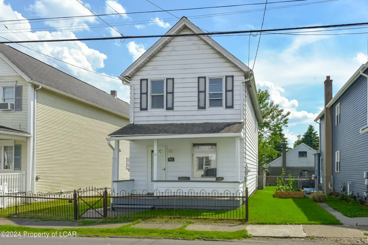 91 Miner Street, Plains in Plains
