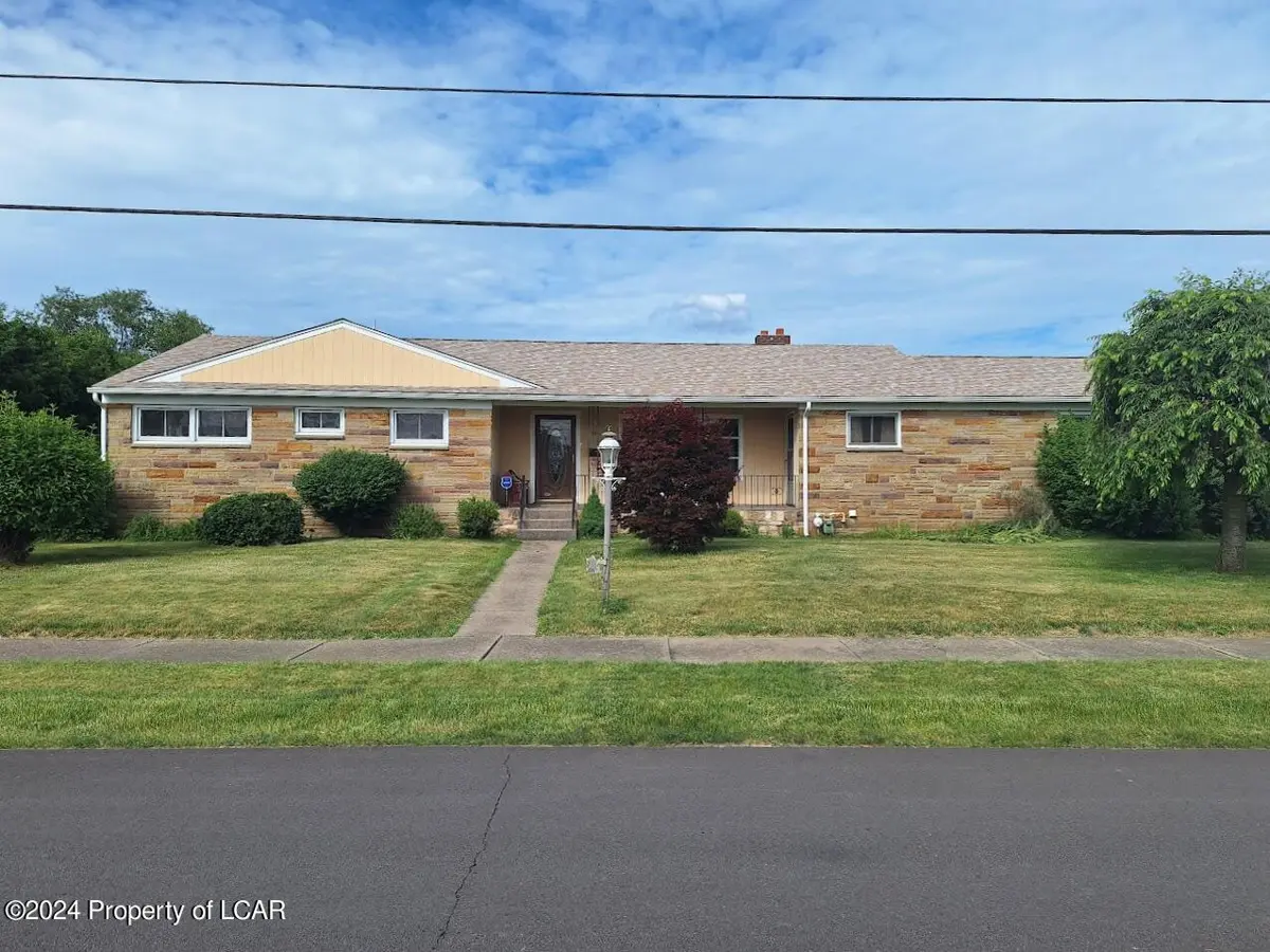 1400 Holly Drive, Berwick in Berwick