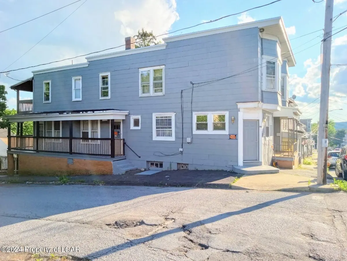 400 W Cherry Street, Shenandoah in Shenandoah
