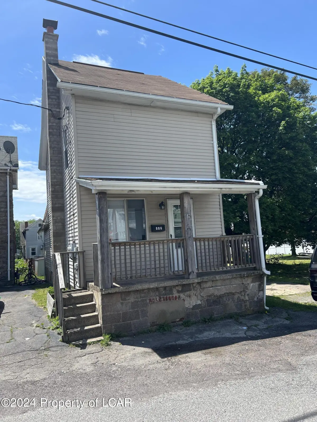 806 Lafayette Court, Hazleton in Hazleton