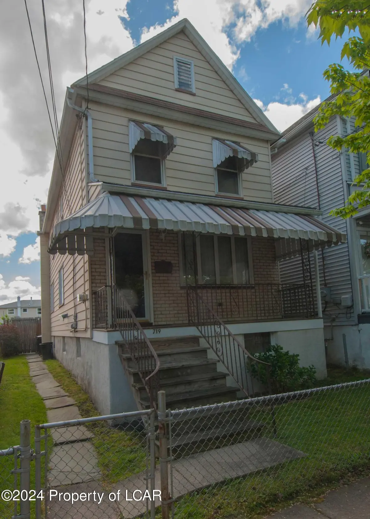 719 N Washington Street, Wilkes-Barre in Wilkes-Barre