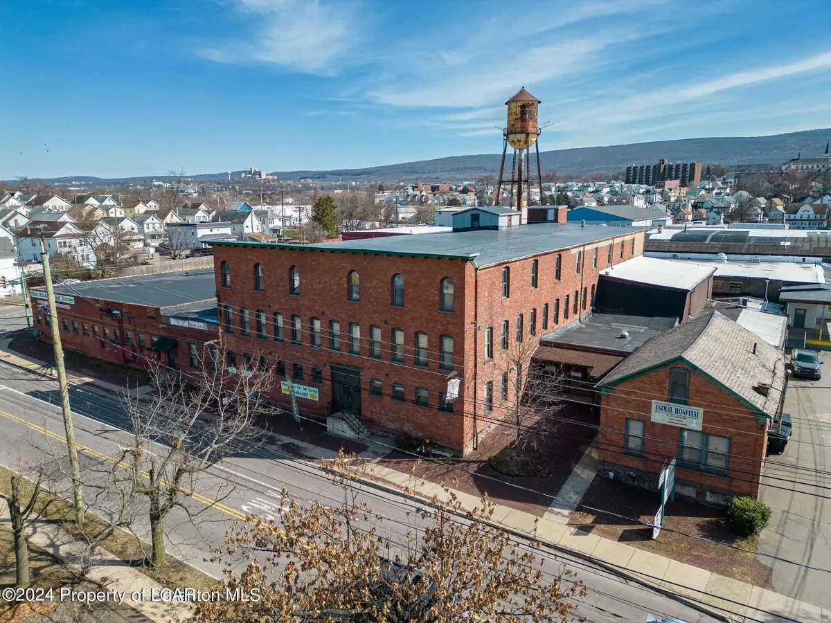 421 N Pennsylvania Avenue, Wilkes-Barre in Wilkes-Barre